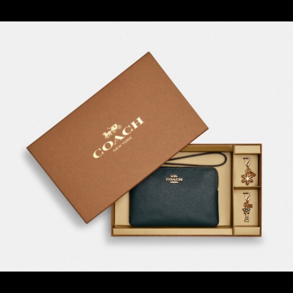 COACH Boxed Corner Zip Wristlet in Gold & Forest Green